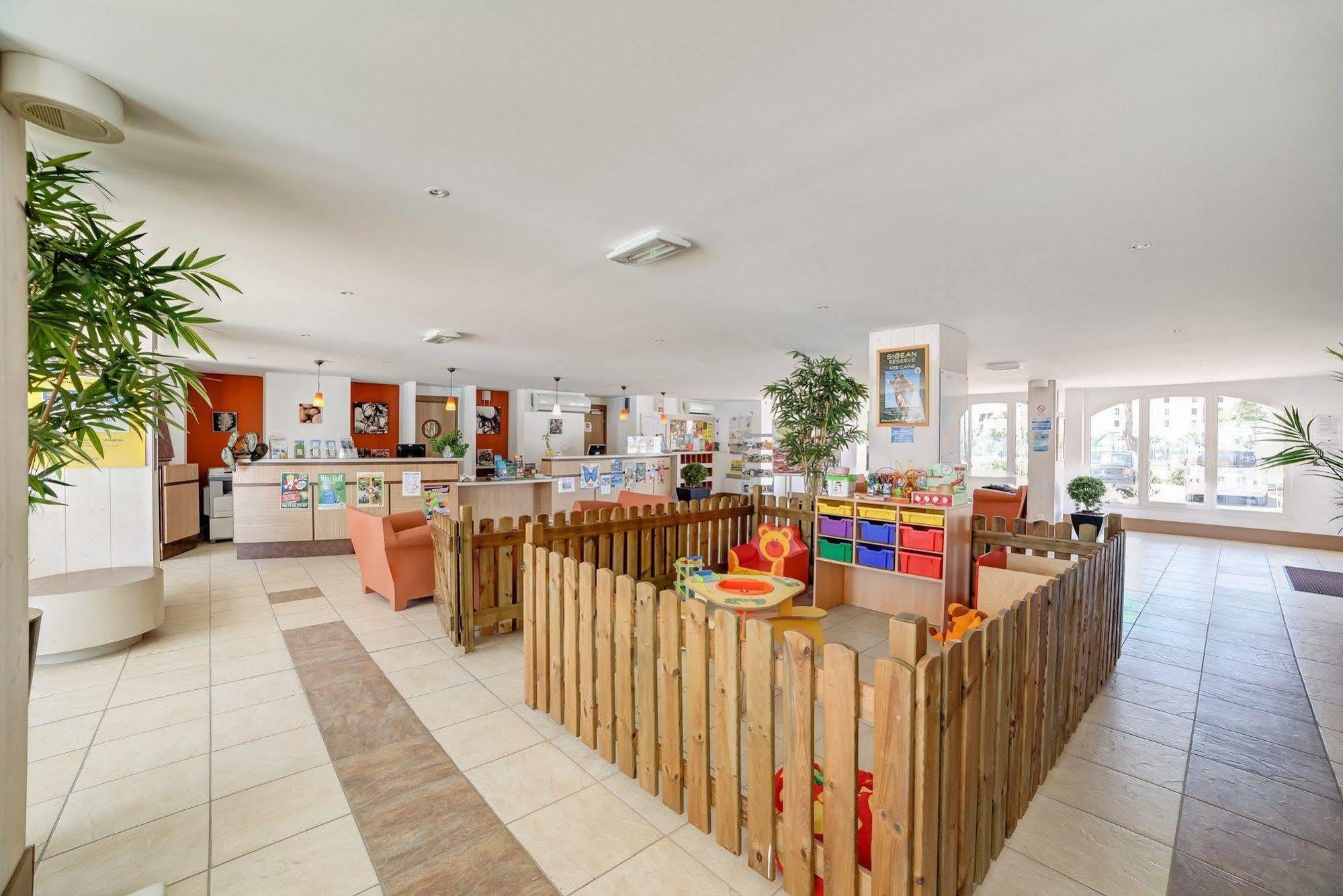 Lagrange Vacances Catalana Le Barcares Exterior photo
