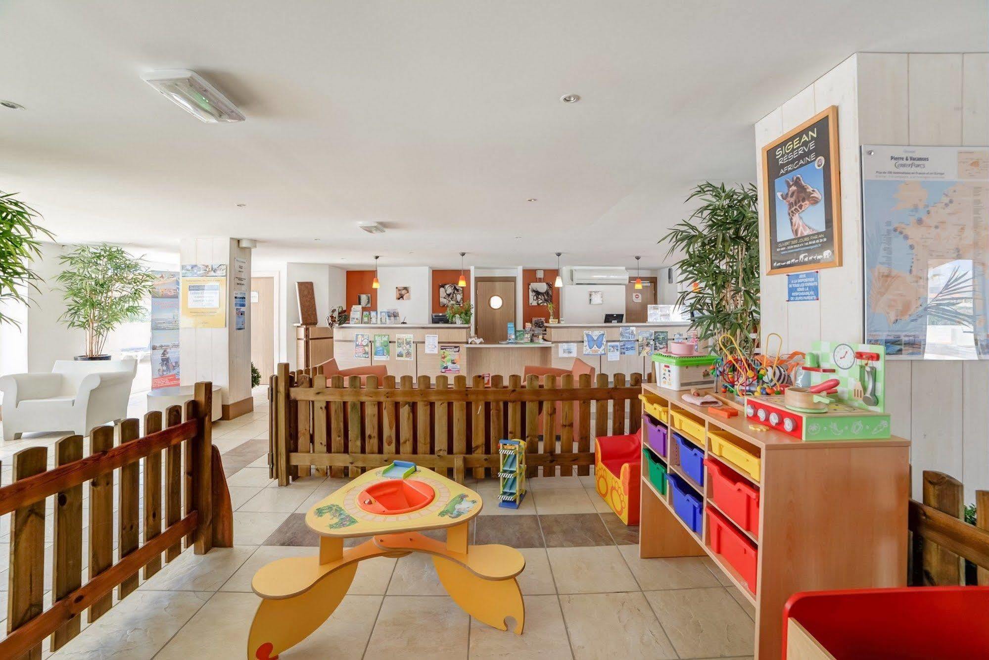 Lagrange Vacances Catalana Le Barcares Exterior photo